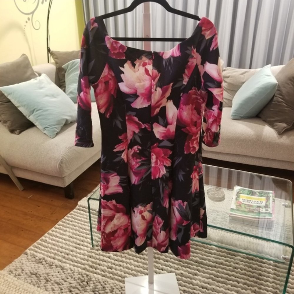 Vince Camuto Floral Dress, Sz 14 - Picture 2 of 3